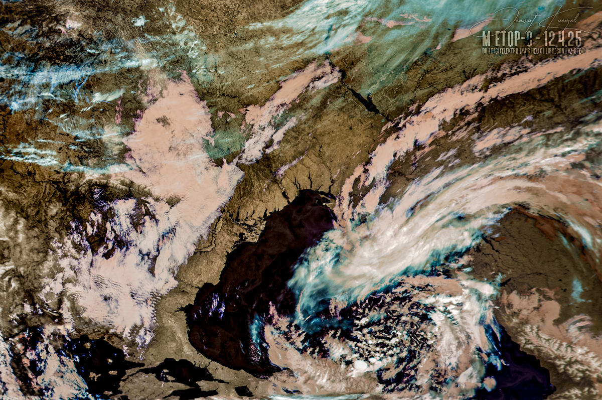 4.25 MetOpC avhrr 3 AVHRR 3b45 IR False Color D1